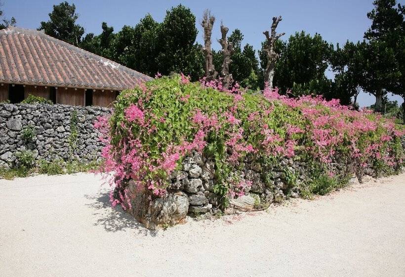 Vessel Hotel Ishigakijima