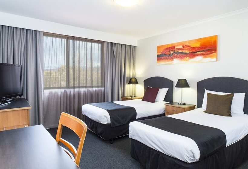 Alpha Hotel Canberra