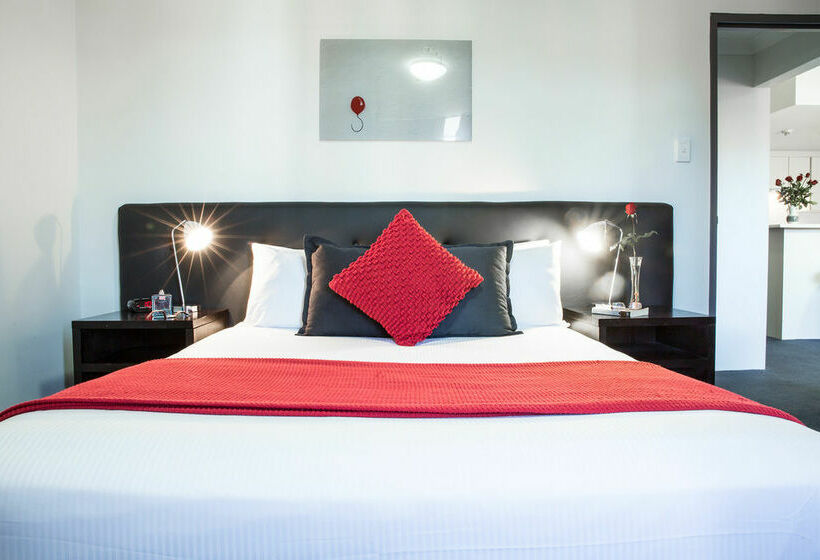 هتل Quality Apartments Camperdown