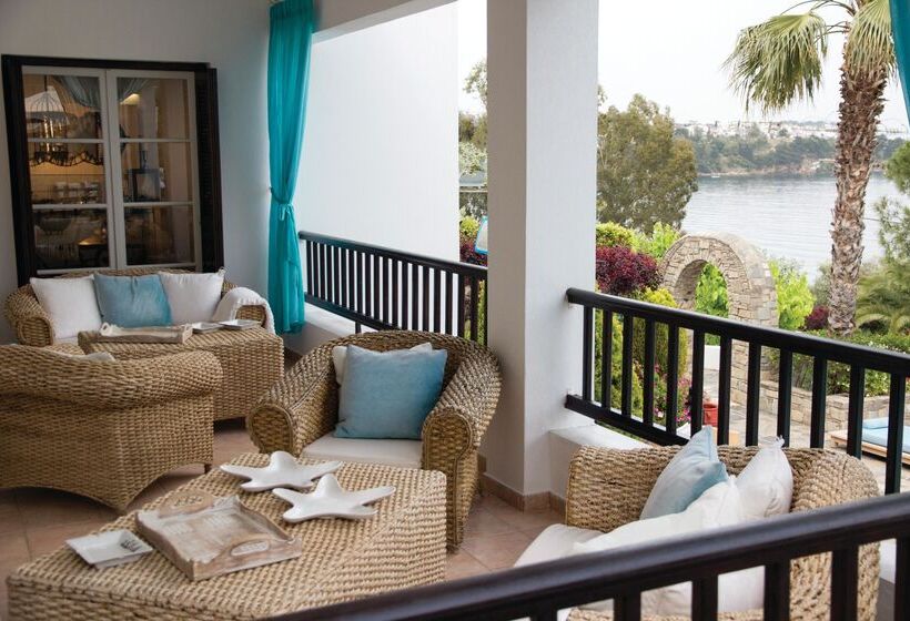 هتل Aegean Suites, Santikos Collection