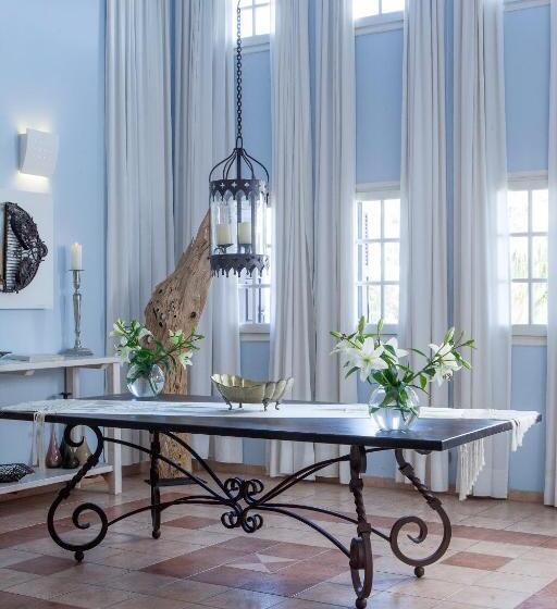 هتل Aegean Suites, Santikos Collection