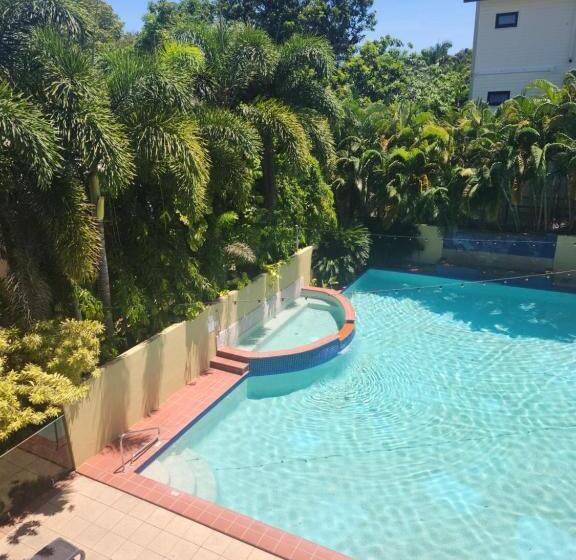 هتل Central Plaza Port Douglas