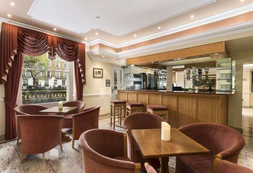 هتل Days Inn Hyde Park