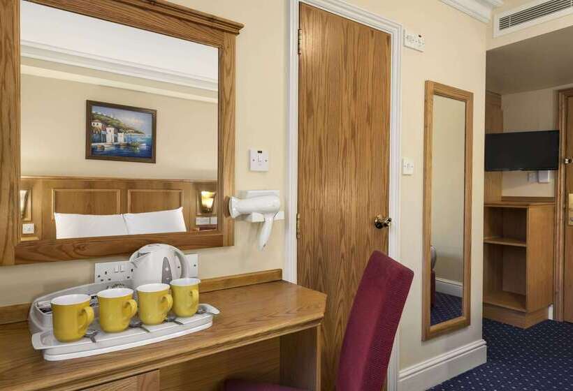 هتل Days Inn Hyde Park