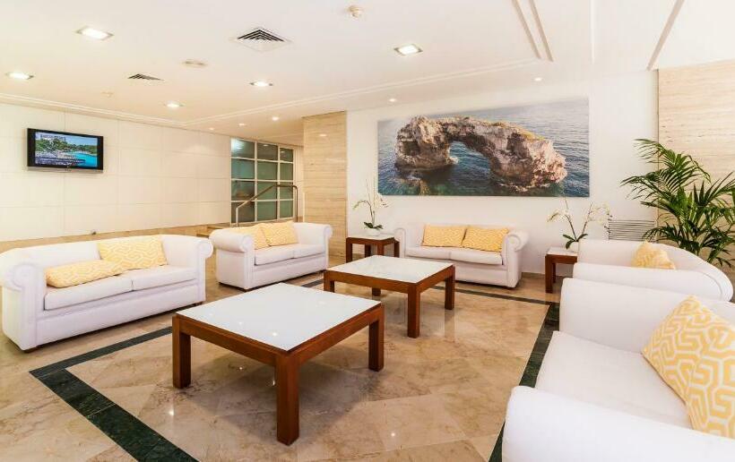 Отель Globales Pionero