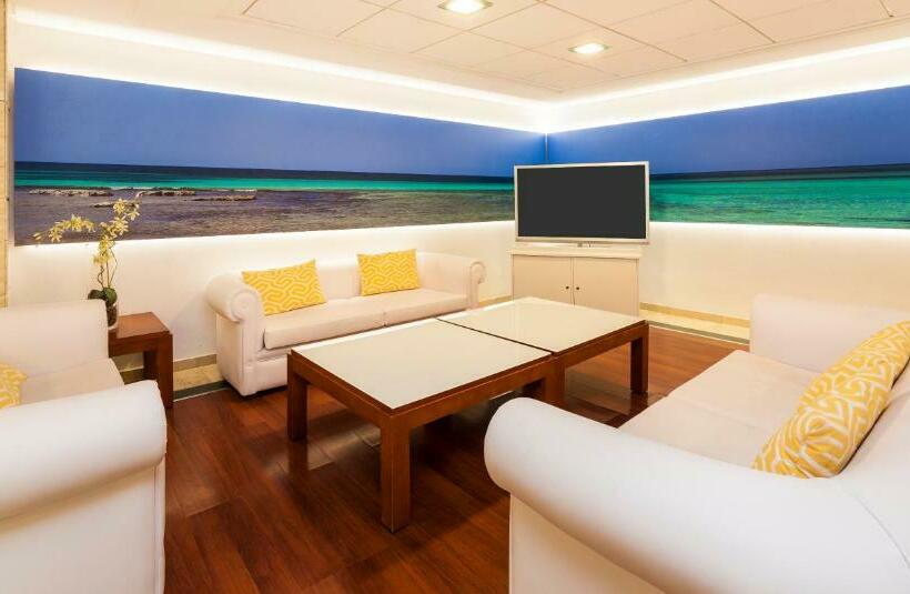 Отель Globales Pionero