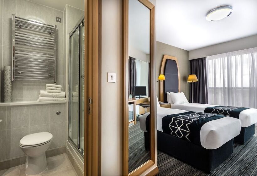 בית מלון כפרי Holiday Inn Birmingham North   Cannock, An Ihg