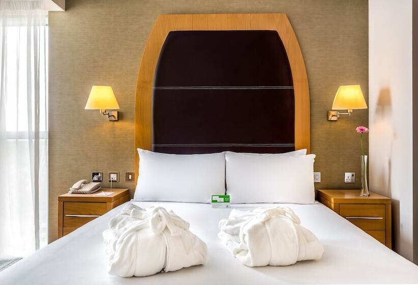 בית מלון כפרי Holiday Inn Birmingham North   Cannock, An Ihg