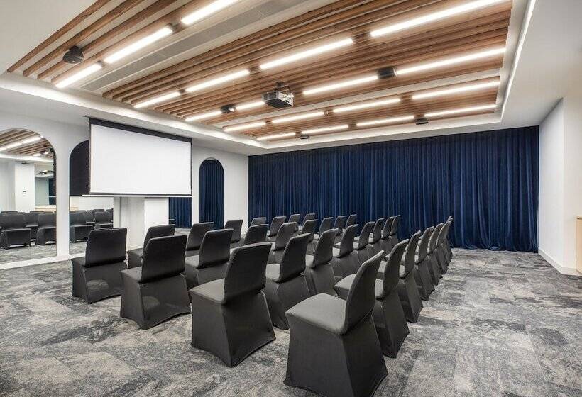 酒店 Holiday Inn Dandenong, An Ihg