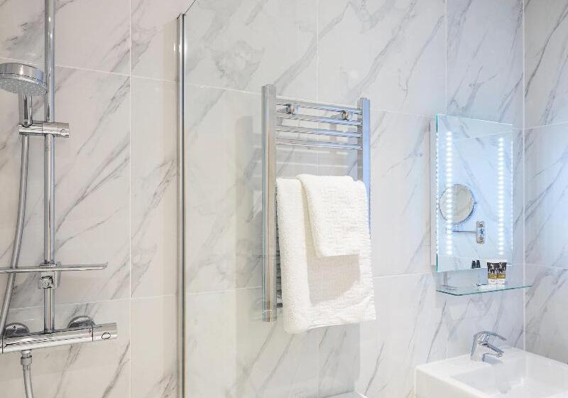 Отель Mercure Newbury West Grange