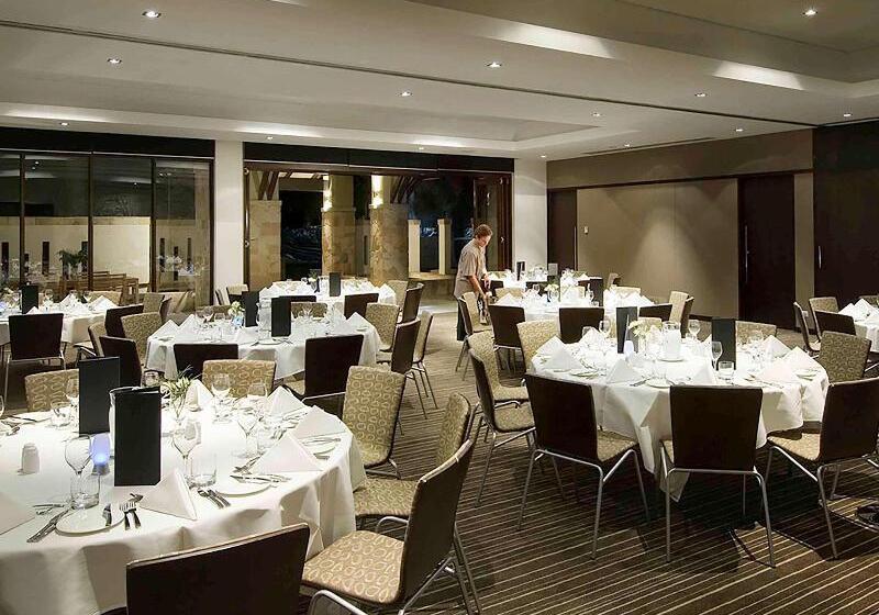 בית מלון כפרי Pullman Port Douglas Sea Temple Resort And Spa