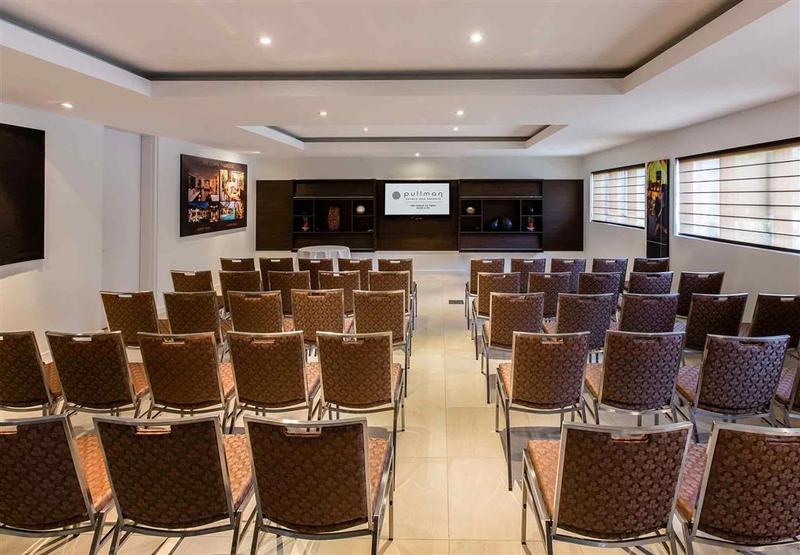 בית מלון כפרי Pullman Port Douglas Sea Temple Resort And Spa