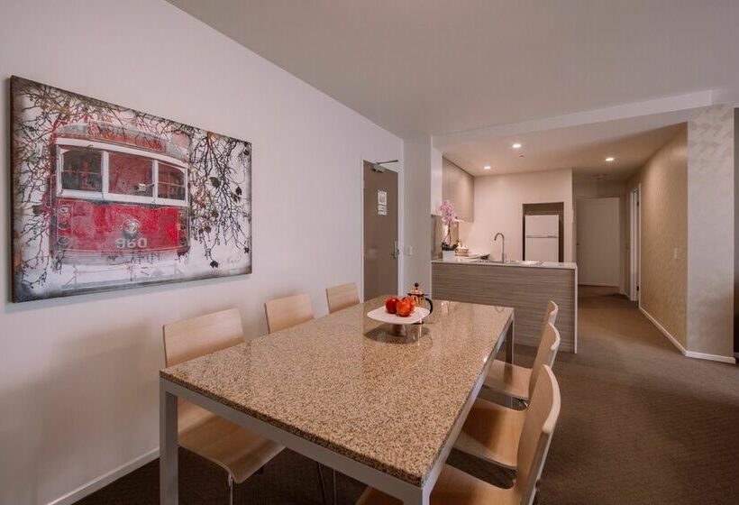 בית מלון כפרי Quest Flemington