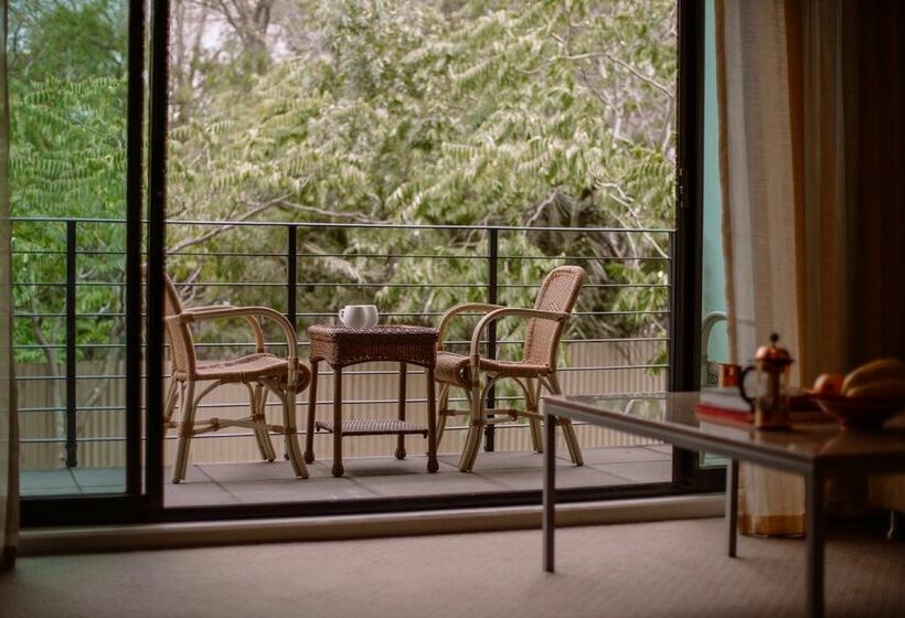 בית מלון כפרי Quest Flemington