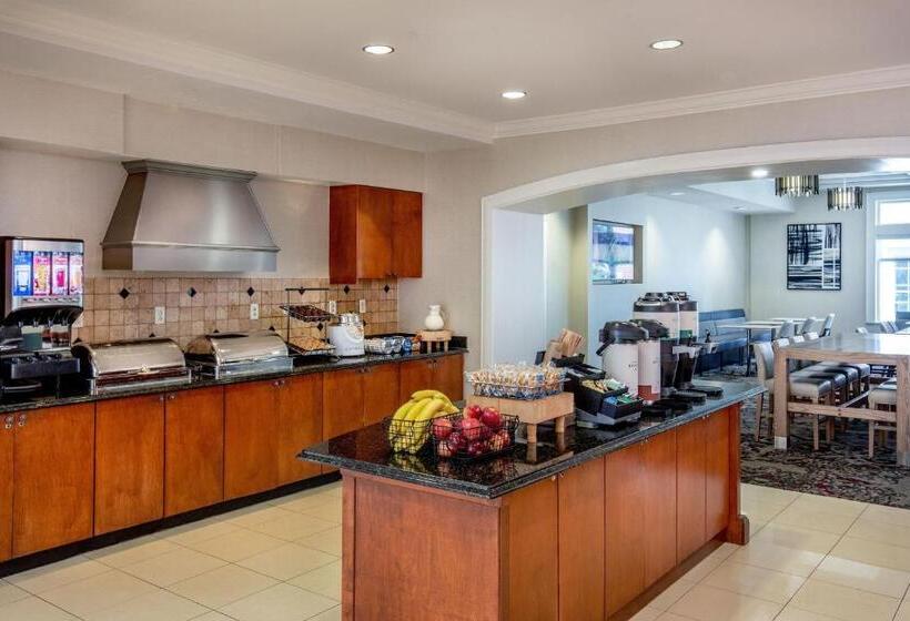 هتل Residence Inn By Marriott Chesapeake Greenbrier