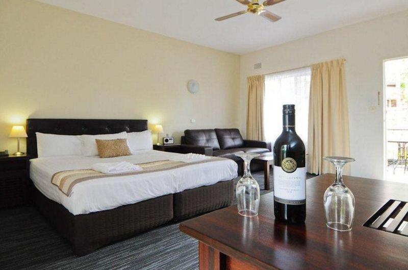 هتل Sanctuary Resort Motor Inn