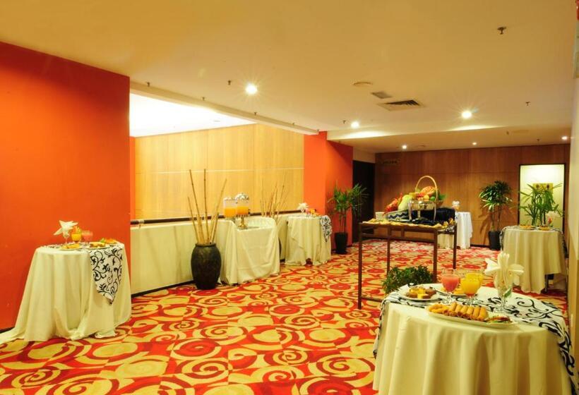 בית מלון כפרי Hompton By The Beach Penang