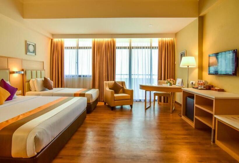 בית מלון כפרי Hompton By The Beach Penang