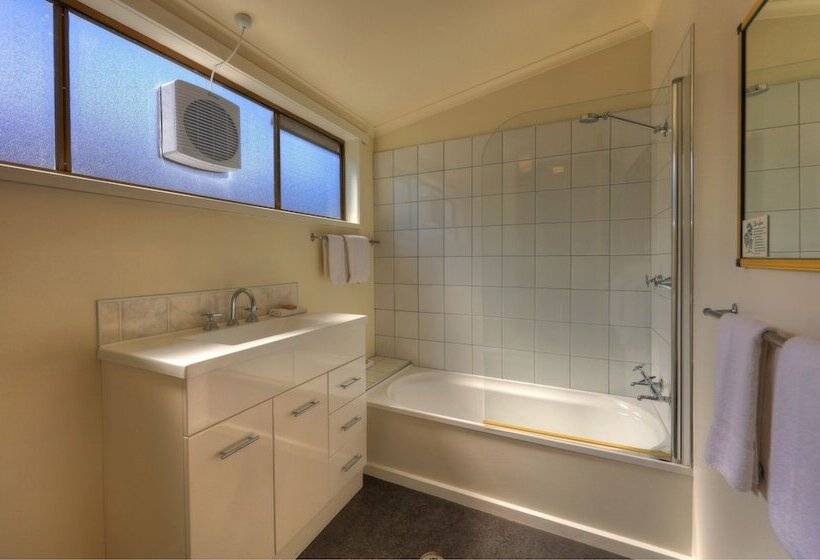 فندق Stanley Seaview Inn