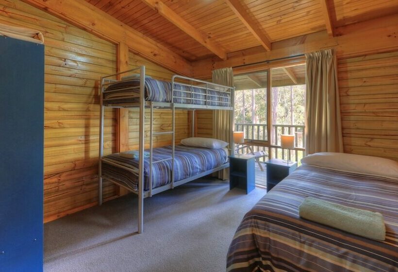 בית מלון כפרי Stewarts Bay Lodge