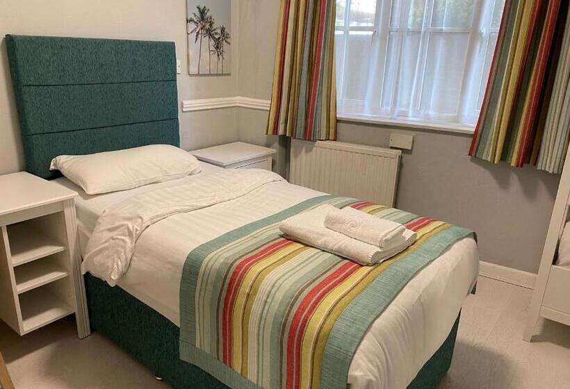 Waters Edge Hotel Torquay
