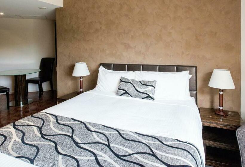 Seasons Darling Harbour Sydney Apartments