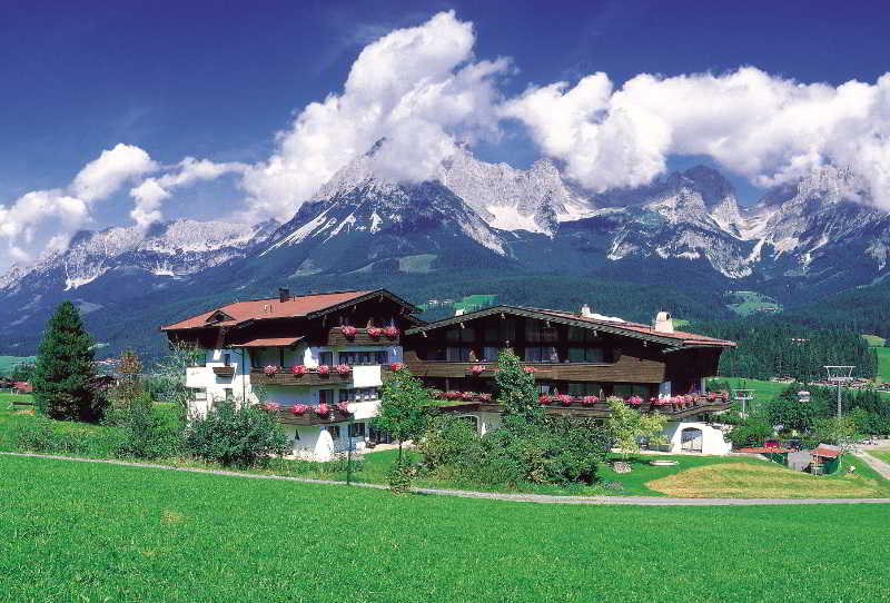 Cordial Hotel Going
