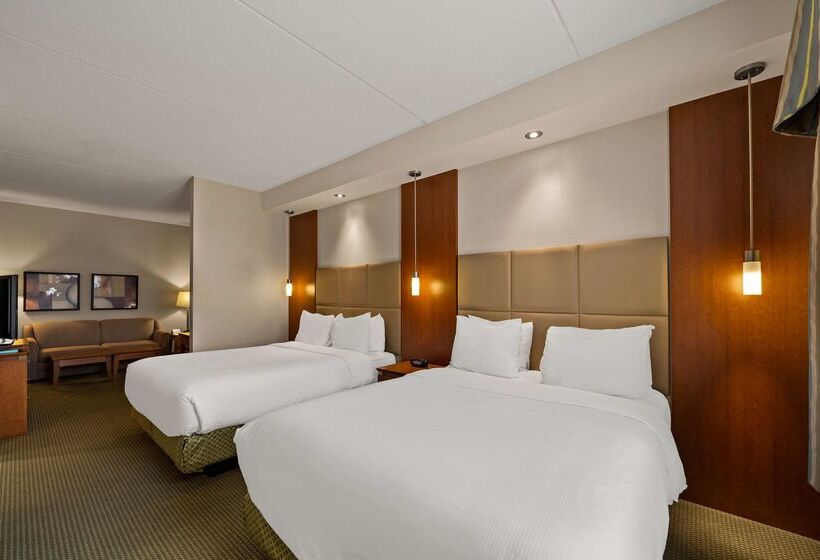 Отель Best Western Plus Orangeville Inn & Suites