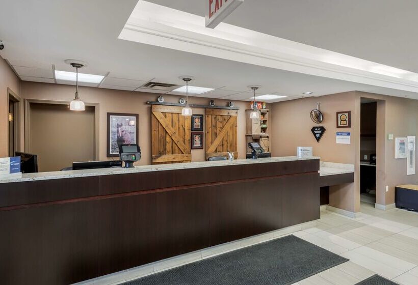 هتل Best Western Plus Red Deer Inn & Suite