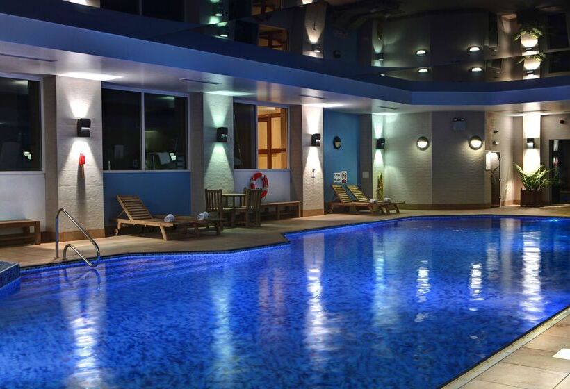 Windmill Village Hotel, Golf Club & Spa, Bw Signature Collection