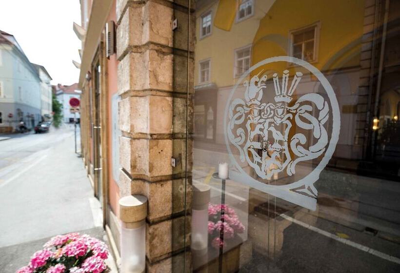 Boutique Hotel Dom   Rooms & Suites