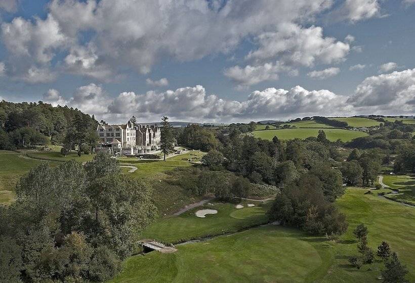 בית מלון כפרי Bovey Castle