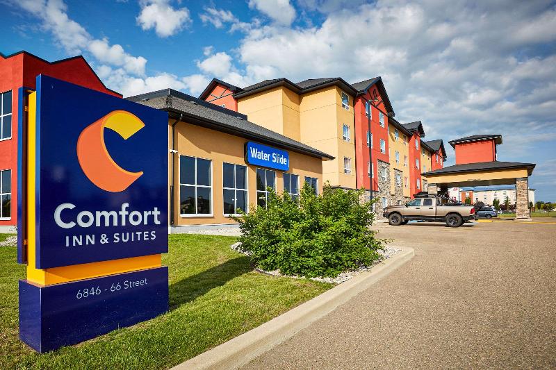 هتل Comfort Inn & Suites