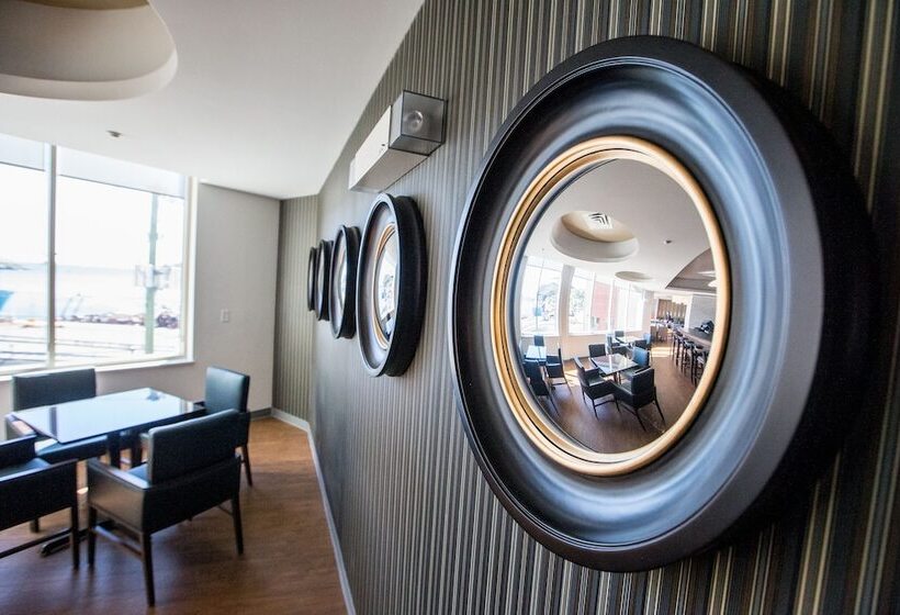 هتل Courtyard By Marriott St. John S Newfoundland