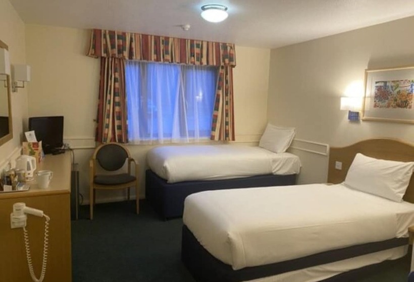 호텔 Days Inn Michaelwood M5