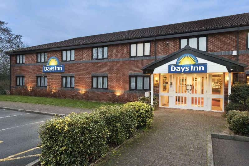 호텔 Days Inn Michaelwood M5
