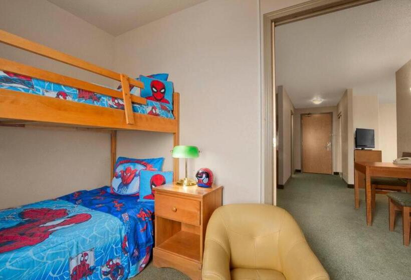בית מלון כפרי Days Inn By Wyndham Red Deer