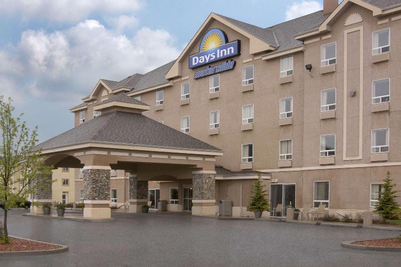 בית מלון כפרי Days Inn By Wyndham Red Deer