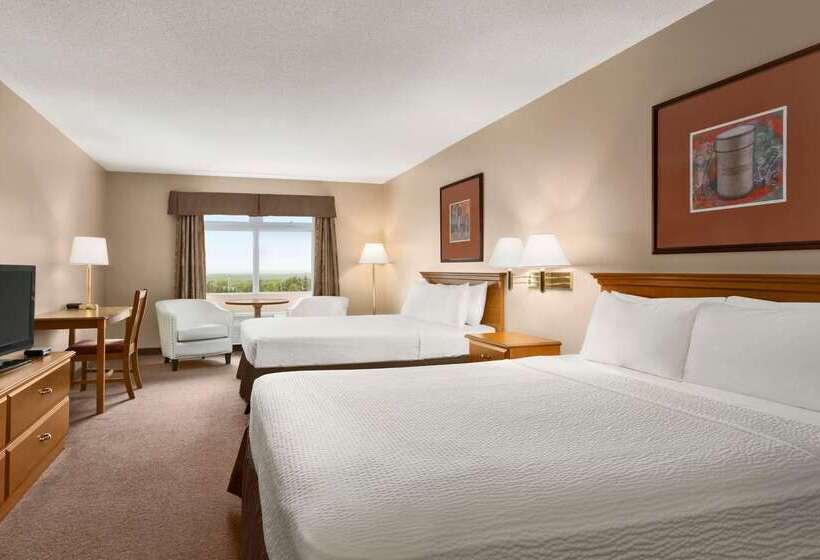 هتل Days Inn By Wyndham Oromocto Conference Centre
