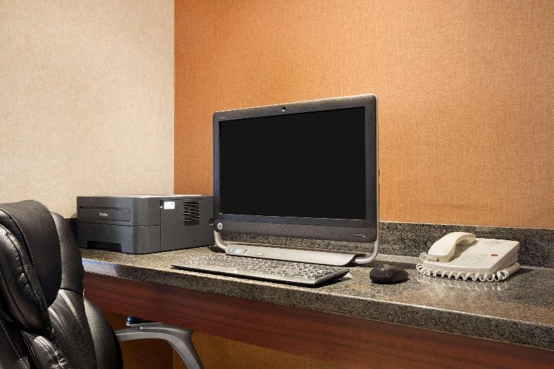 호텔 Days Inn & Suites By Wyndham Langley