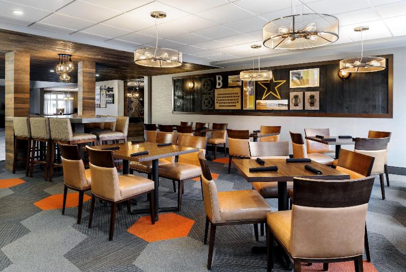 فندق Four Points By Sheraton Barrie