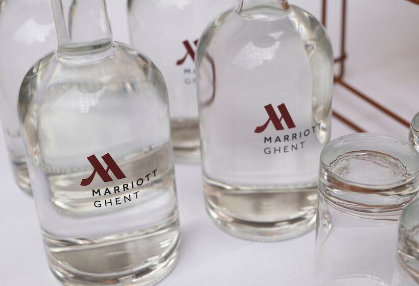 ホテル Ghent Marriott
