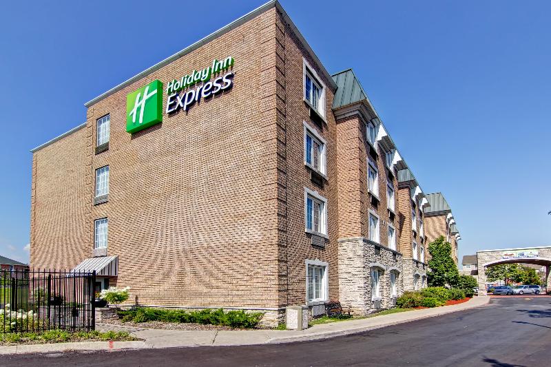 هتل Holiday Inn Express Whitby Oshawa, An Ihg