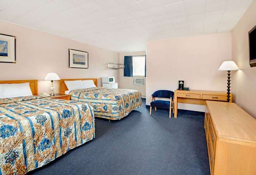 Knights Inn   Park Villa Motel, Midland