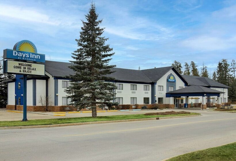בית מלון כפרי Days Inn By Wyndham Whitecourt