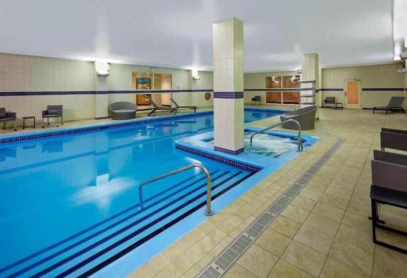 هتل Residence Inn By Marriott Montreal Airport
