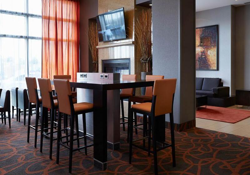 هتل Residence Inn By Marriott Montreal Airport