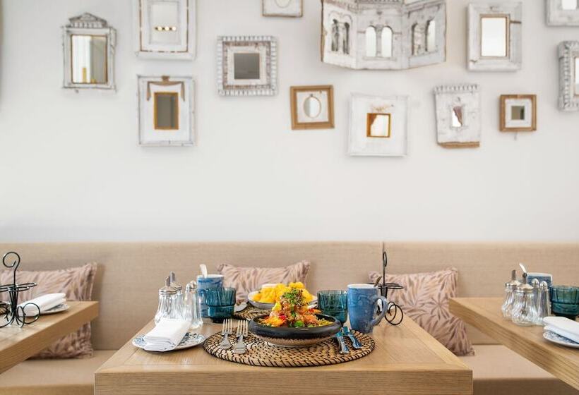 هتل Riva Marina Hvar