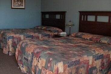 هتل Rodeway Inn Cabano