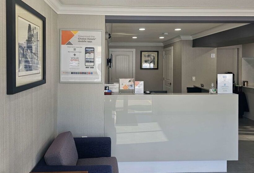 هتل Rodeway Inn & Suites